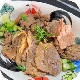 ก๋วยเตี๋ยวเรือ ป.ประทีป สาขาสันทรายน้อย กาดสามแยก สันทรายน้อย