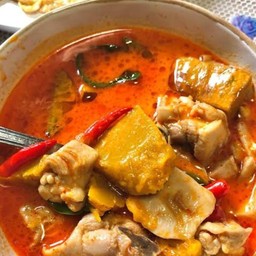 แกงไก่ฟักทองใส่กะทิ