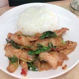 ข้าว-กะเพราคอหมูย่าง(อร่อยนะลองเดะ)