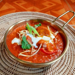 Chicken Tikka Masala    แกงไก่ซอสหัวหอมมะเขือเทศ