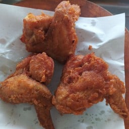 ชุดอิ่มคุ้มปีกเต็ม3ชิ้น