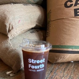 อเมริกาโน่เย็น Ice Americano กาแฟคั่วสดบลาซิล