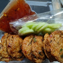 ทอดมันปลากรายผสมปลายี่สก