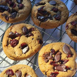 Cranberry chochip soft cookie