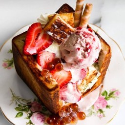 โทสต์บ๊อกสตอเบอร์รี่