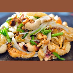 Thai-style Salad Seafood Fritters ยำอาหารทะเลทอด