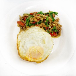 D ข้าวราดกะเพราหมูสับ