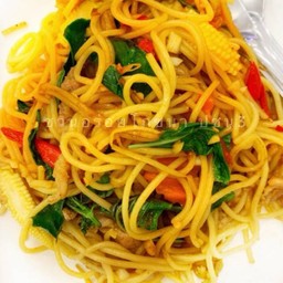 D สปาเก็ตตี้ผัดขีเมา เนื้อ