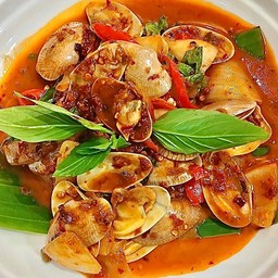 หอยลายผัดพริกเผา