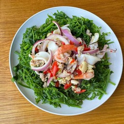 ยำผักกูดชาวเล