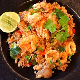 ข้าวผัดต้มยำ