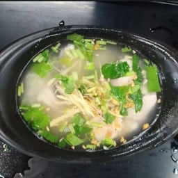 ข้าวต้มเครื่อง