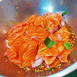 ยำแซลม่อน