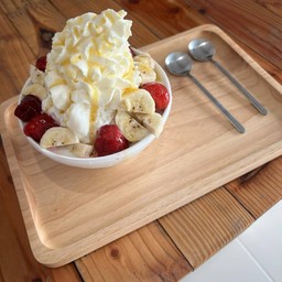 บิงซู Size M (เลือกท็อปปิ้งฟรี2อย่าง)