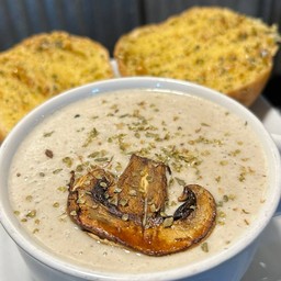 ซุปเห็ด+ขนมปังกระเทียม