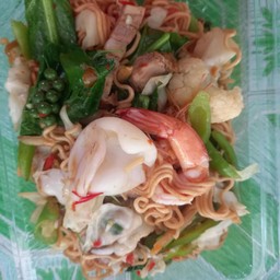 มาม่าผัดขี้เมา