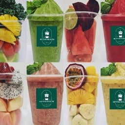 BETTER HEALTH ผักผลไม้สดสมูทตี้เพื่อสุขภาพ