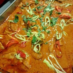 Chicken Curry   แกงไก่สไตล์ดั้งเดิม