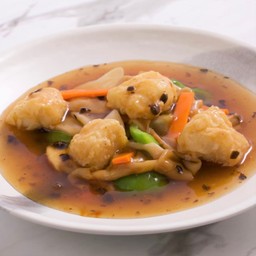 ก๋วยเตี๋ยวราดหน้าปลาเต้าซี่(B