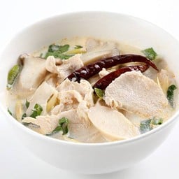 ต้มข่าไก่