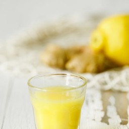 Ginger lemon shot