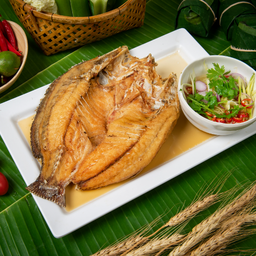 ปลากระพงทอดน้ำปลา