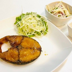 ปลาอินทรีย์ ทอดน้ำปลา