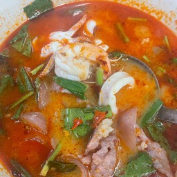 ต้มยำรวมมิตรน้ำข้น