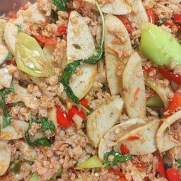 ผัดกะเพราหมูสับ+หมูยอ