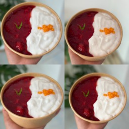 มะพร้าว+สตรอว์เบอร์รี่ ไม่ใส่วิปครีม ขนาด750ml