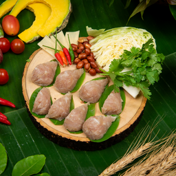 แหนมใบมะยม