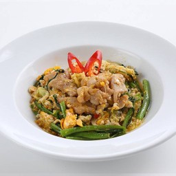 สุกี้แห้ง