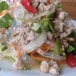 ยำเส้นแก้ว