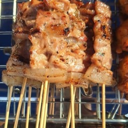 หมูปิ้ง ไก่ย่างจิ้มแจ่ว หน้ารพ.สูงเม่น-แพร่ สาขา2
