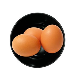 ไข่ไก่จากแม่ไก่ตัวเมีย
