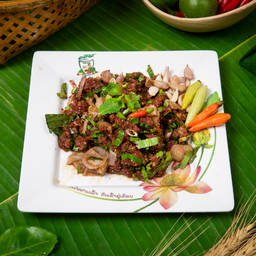 ก้อยเนื้อใส่ดี