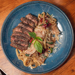 แองกัสโอลิโอ้พาสต้า