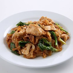 ผัดซีอิ๊วหมูหมัก