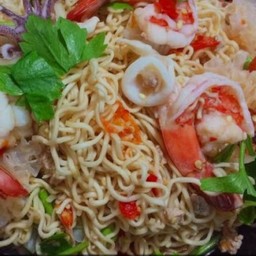 ยำม่ามารวมมิตร