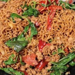 กะเพรามาม่า