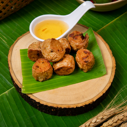 หมูจ๊อทอด