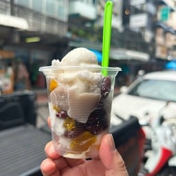 ไอติมกะทิซอยอารีย์
