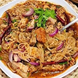 ลาบเส้นเล็กหมูกรอบ
