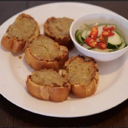 ขนมปังหน้าหมู
