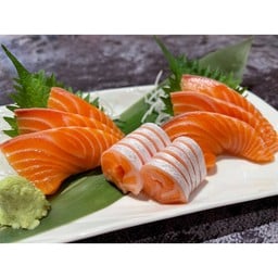 SALMON SASHIMI