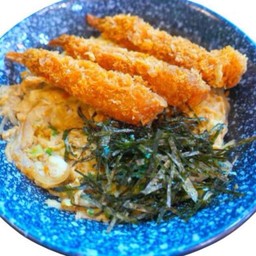 ข้าวหน้ากุ้งชุบเกล็ดขนมปัง