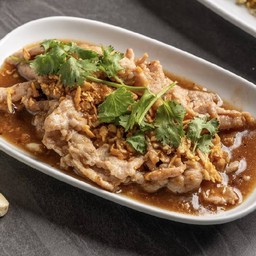 หมูกระเทียมพริกไทย