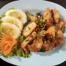 สามชั้น ทอดน้ำปลา-คั่วพริกเกลือ