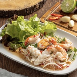 ยำวุ้นเส้นรวมมิตรทะเล