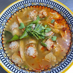 ต้มยำหมูสับ S